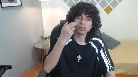 andres_ocasio online show from September 26, 2:59 am