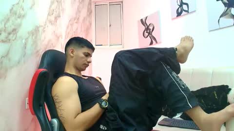 Snapshot of andres_stud chatting on January 17, 5:34 am andres_stud online show from January 17, 5:34 am