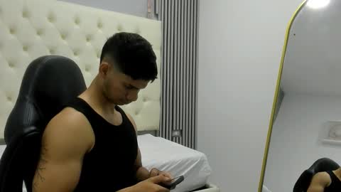Snapshot of andres_stud chatting on March 17, 3:22 am andres_stud online show from March 17, 3:22 am