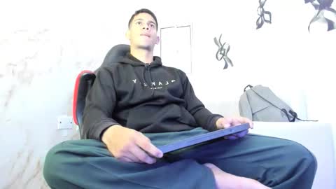 ANDRES  online show from October 5, 4:11 am