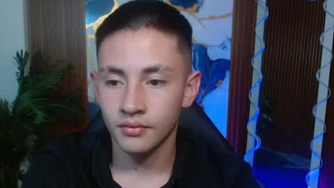 Snapshot of andres_tay chatting on May 10, 2:39 am andres_tay online show from May 10, 2:39 am