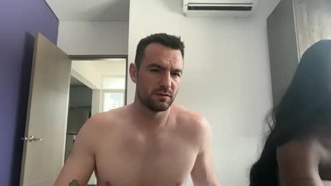 Andres Acosta online show from April 26, 6:27 pm