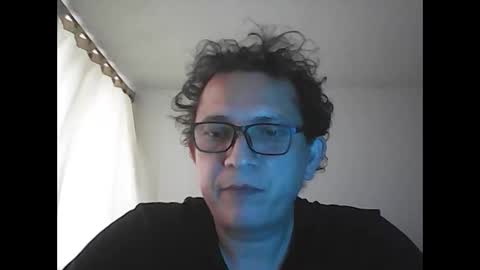 Snapshot of andresfloga chatting on November 24, 4:29 pm andresfloga online show from November 24, 4:29 pm