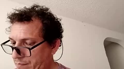 Snapshot of andresfloga chatting on July 19, 3:49 pm andresfloga online show from July 19, 3:49 pm