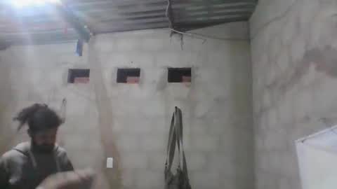 andresi00 online show from April 2, 1:36 am