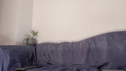 Snapshot of andressmith__ chatting on February 21, 8:26 am Andres online show from February 21, 8:26 am