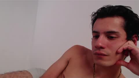 Snapshot of andrestorres0 chatting on December 4, 7:01 pm Andres Torres online show from December 4, 7:01 pm