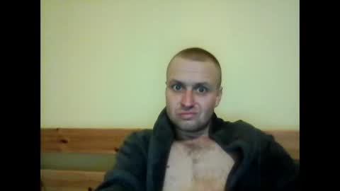 andrew3356577 online show from February 22, 9:59 pm