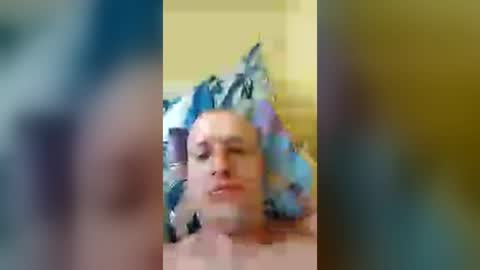 Snapshot of andrew3356577 chatting on July 4, 12:22 pm andrew3356577 online show from July 4, 12:22 pm