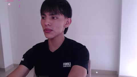 Andrew Courtz online show from December 3, 7:56 pm