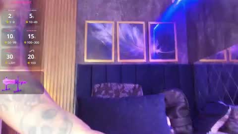 Snapshot of andrew_haalls chatting on July 6, 1:41 pm andrew_haalls online show from July 6, 1:41 pm