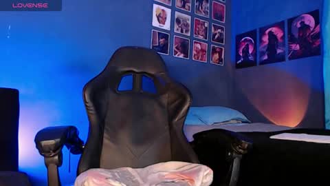 Andrew online show from October 10, 4:33 am