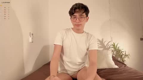 andrew_luxo online show from March 1, 10:21 pm