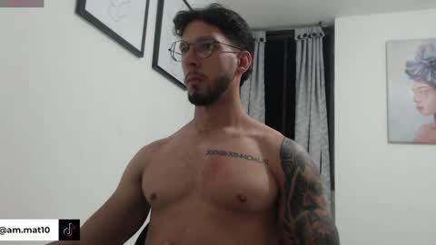 Snapshot of andrew_mathe chatting on February 2, 11:42 pm Andrew Mathwes online show from February 2, 11:42 pm