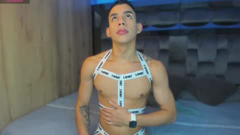 Andrew M. online show from March 3, 11:54 pm