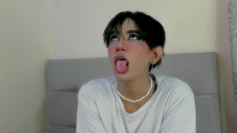 ANDREW independent model online show from March 22, 9:18 pm