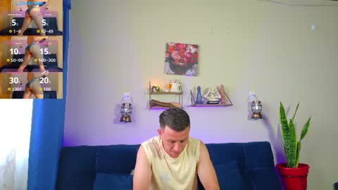 andrewfalcon_ online show from July 8, 8:13 pm