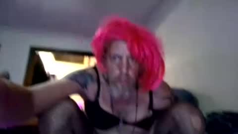 Snapshot of andrewgennie chatting on June 30, 5:19 am andrewgennie online show from June 30, 5:19 am