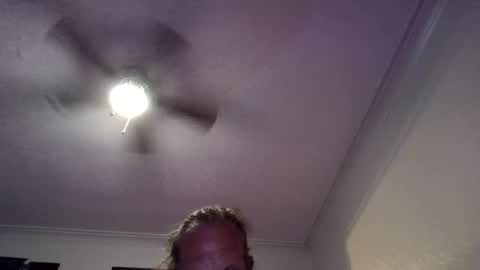 Snapshot of andrewgennie chatting on July 13, 3:20 am andrewgennie online show from July 13, 3:20 am