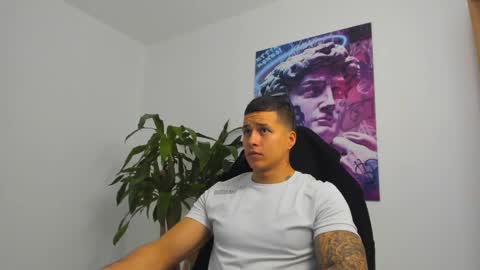 Snapshot of andrewmaterazzi chatting on March 11, 3:05 am andrewmaterazzi online show from March 11, 3:05 am