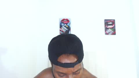 Snapshot of andrewoconnor__ chatting on June 21, 12:08 pm Andrew Oconnor online show from June 21, 12:08 pm