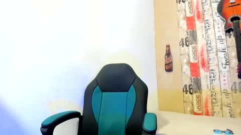 Snapshot of andrey_u92 chatting on January 2, 2:57 pm online show from January 2, 2:57 pm