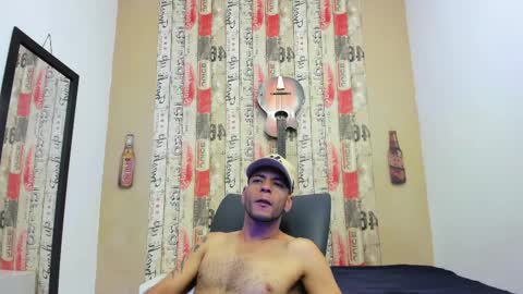 Snapshot of andrey_u92 chatting on February 10, 7:26 am online show from February 10, 7:26 am