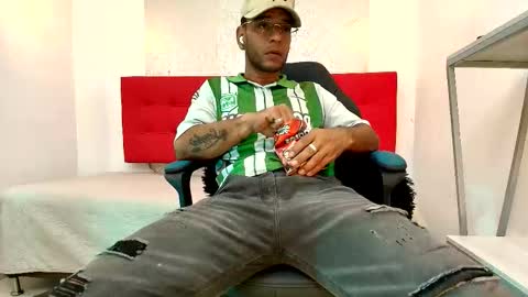 Snapshot of andrey_u92 chatting on September 21, 8:43 pm online show from September 21, 8:43 pm