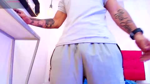   online show from October 31, 9:16 pm