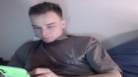 Snapshot of andrian_sweety chatting on March 24, 10:48 pm andrian_sweety online show from March 24, 10:48 pm