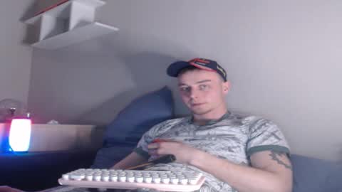 Snapshot of andrian_sweety chatting on March 26, 7:19 pm andrian_sweety online show from March 26, 7:19 pm