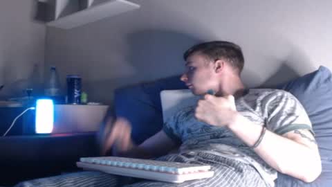 Snapshot of andrian_sweety chatting on April 11, 6:56 pm andrian_sweety online show from April 11, 6:56 pm