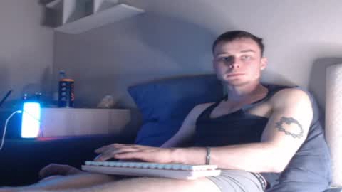 Snapshot of andrian_sweety chatting on April 12, 9:20 pm andrian_sweety online show from April 12, 9:20 pm