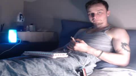 Snapshot of andrian_sweety chatting on April 18, 7:07 pm andrian_sweety online show from April 18, 7:07 pm