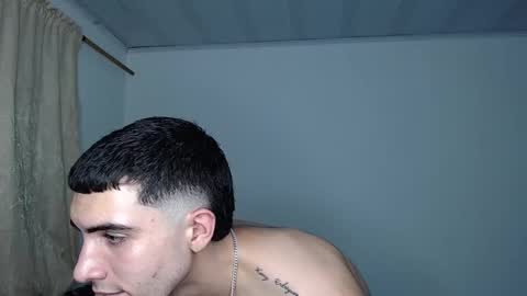 Snapshot of andriuhot066 chatting on December 5, 7:49 am andriuhot066 online show from December 5, 7:49 am