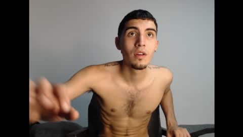 Snapshot of andriuhot066 chatting on December 17, 8:21 pm andriuhot066 online show from December 17, 8:21 pm