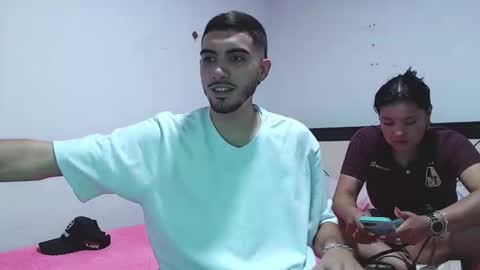 Snapshot of andriuhot066 chatting on December 16, 6:57 pm andriuhot066 online show from December 16, 6:57 pm