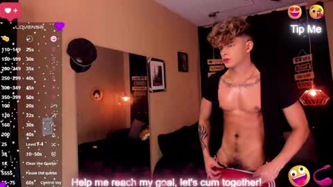 Snapshot of andrius_24 chatting on May 28, 9:45 pm online show from May 28, 9:45 pm