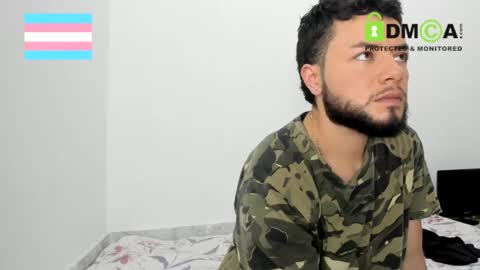 hugeclit  online show from January 19, 7:15 pm