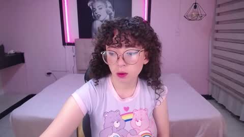 androm3da_ online show from December 2, 2:06 am