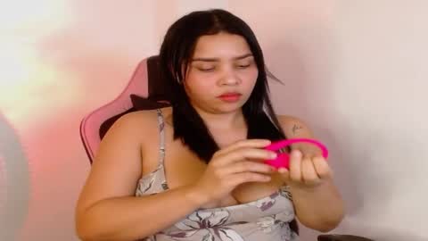 Snapshot of andromeda2711 chatting on May 25, 12:27 am Andromeda online show from May 25, 12:27 am