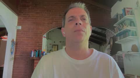 Snapshot of andy0pandi chatting on March 15, 1:39 pm Andrew online show from March 15, 1:39 pm