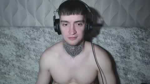 Snapshot of andy4life chatting on June 25, 6:45 pm andy4life online show from June 25, 6:45 pm