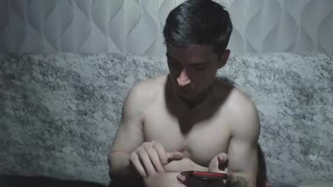 Snapshot of andy4life chatting on July 9, 8:24 pm andy4life online show from July 9, 8:24 pm