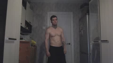 Snapshot of andy4life chatting on July 15, 10:37 pm andy4life online show from July 15, 10:37 pm
