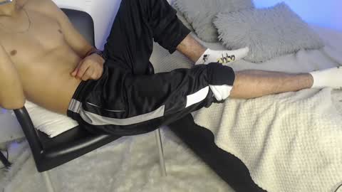 Snapshot of andy_0018 chatting on December 5, 9:50 pm Andy online show from December 5, 9:50 pm