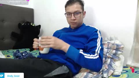 Snapshot of andy_bunny_lover chatting on October 7, 2:20 am ANDY online show from October 7, 2:20 am