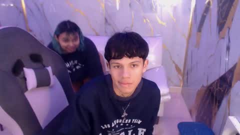 andy_dan1 online show from December 20, 2:13 pm