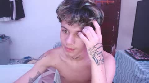 Snapshot of andy_dan1 chatting on May 9, 7:02 am andy_dan1 online show from May 9, 7:02 am