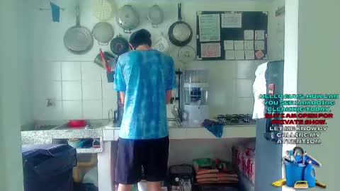 Snapshot of andy_gray01 chatting on October 18, 12:28 pm Andy Gray online show from October 18, 12:28 pm